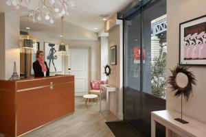 Hotel Vic Eiffel - Policies and Check-in/Out