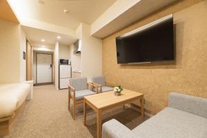 HOTEL WA HAKATA - Nearby Attractions and Accessibility