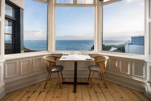 Housel Bay Hotel - Contact and Additional Info