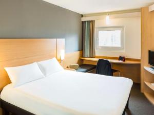 Ibis Leeds Centre Marlborough Street - Questions About Staying Here