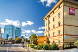 Ibis London Docklands Canary Wharf - Safety and Security
