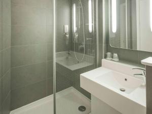 Ibis London Heathrow Airport - House Rules