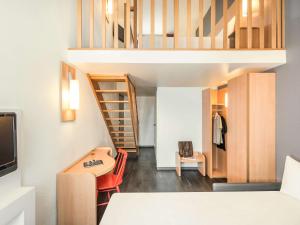 Ibis Paris Bastille Faubourg St Antoine - Accessibility and Parking