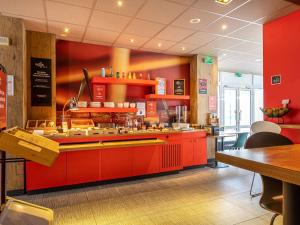 Ibis Paris Boulogne Billancourt - Booking Policies and House Rules