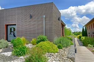 In Margin - Booking and Policies