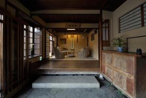 IZUYASU Traditional Kyoto Inn Serving Kyoto Cuisine - Additional Services Offered