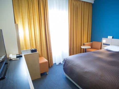 Kansai Airport Washington Hotel - Check-in and Policies