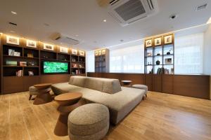 Keio Presso Inn Tokyo Station Yaesu - Nearby Attractions