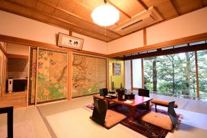 Koyasan Sanadabo Rengejoin - Mt. Koya, Zenjo-in Temple - Dining and Breakfast Choices