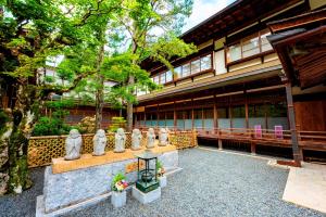 Koyasan Shukubo Ryusenin - Koyasan Mountain Lodging - Nearby Attractions