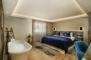 Langstone Quays Resort - Questions About Staying Here