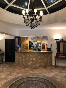 Le Roc E Fiori Hotel - Territory - About Staying Here