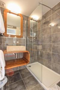 Logis Hotel & Restaurant - The Manor of Sauvegrain - Unique Features