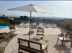 LOU BEL AZUR ESTATE - Elegant - Booking Information