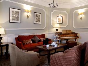 Macdonald New Blossoms Hotel, Chester - Nearby Attractions