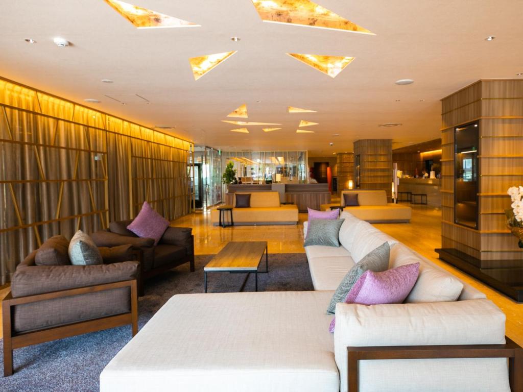 Maizuru Grand Hotel Review