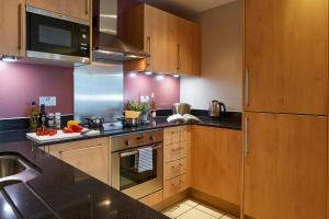 Marlin Apartments London Bridge - Empire Square - Nearby Attractions