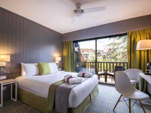 Mercure Deauville Centre - Nearby Landmarks and Accessibility