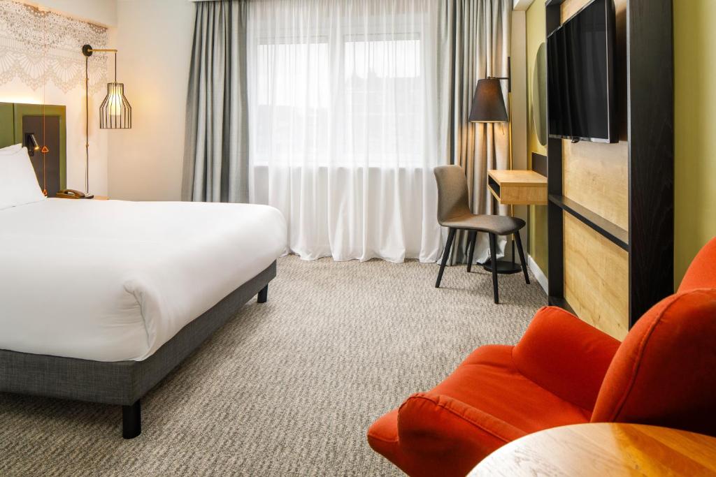Mercure Nottingham Sherwood - Policies and Restrictions