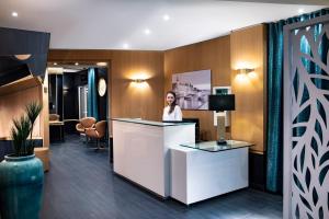 Montparnasse Saint Germain Hotel - Nearby Attractions