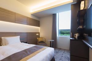 Nihon Seinenkan Hotel - Nearby Attractions