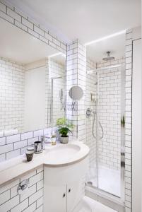 No.5 Maddox Street - Booking Information