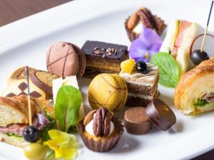 Okinawa Harborview Hotel - Dining Options