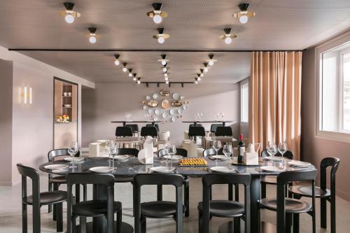 OKKO Hotels Paris Gare De L'est - Amenities and Facilities