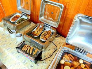 One of the Nyaa-Zu Pon - Dining and Cuisine