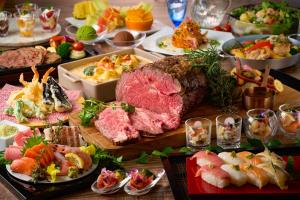 Ooedo Onsen Monogatari Premium Shiomiso - Nearby Attractions