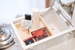 OSAKA SUNSHINE TOWER93 - Languages Spoken and Booking Options