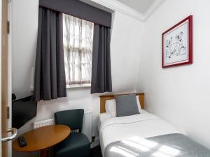 OYO Townhouse New England, London Victoria - Additional Services