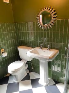 PAVILION ROOMS AT NO. 26 - Review Insights