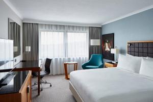 Portsmouth Marriott Hotel - Questions About Staying Here