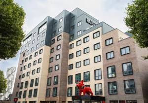 Radisson RED London Greenwich The O2 - Nearby Attractions and Transport