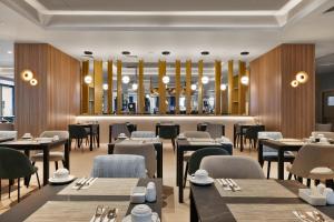 Riu Plaza London Victoria - Nearby Attractions