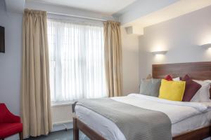 Royal Oxford Hotel - Questions About Staying Here