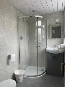 Sandford Promenade - Policies and Regulations