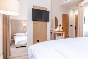 School Lane Hotel in Liverpool ONE - Nearby Attractions and Activities