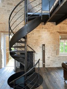 Secret Duzès - the Loft - With Heated Pool - Kitchen and Dining