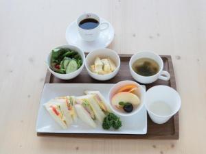 Shin Osaka Station Hotel Annex - Transportation and Accessibility