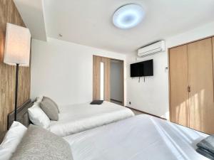 Shinjuku-STS Hostel - Transportation Options