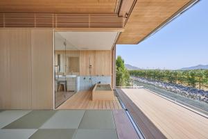 Simose Art Garden Villa - Location and Accessibility