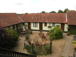 Six Bells Inn - Nearby Attractions