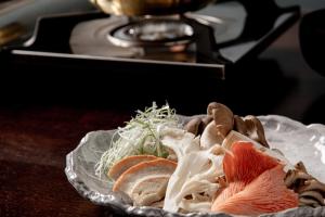 Sui Suwako Review - Sustainable Practices