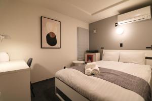 TAKETO STAY PREMIERE SAPPORO Station - Discounts and Languages