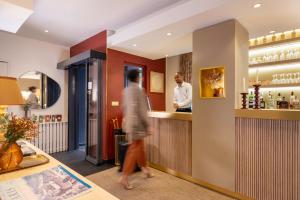 The Bailiff - About Staying Here