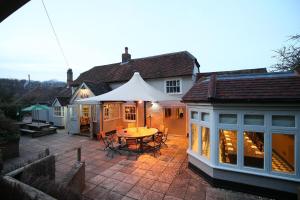 The Bunk Inn - Questions About Staying Here