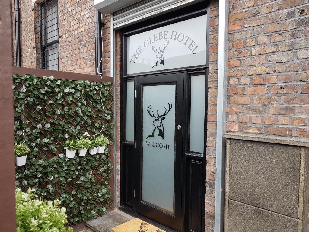 The Glebe Hotel Review
