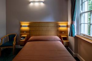 The Nayland Hotel - Booking Information